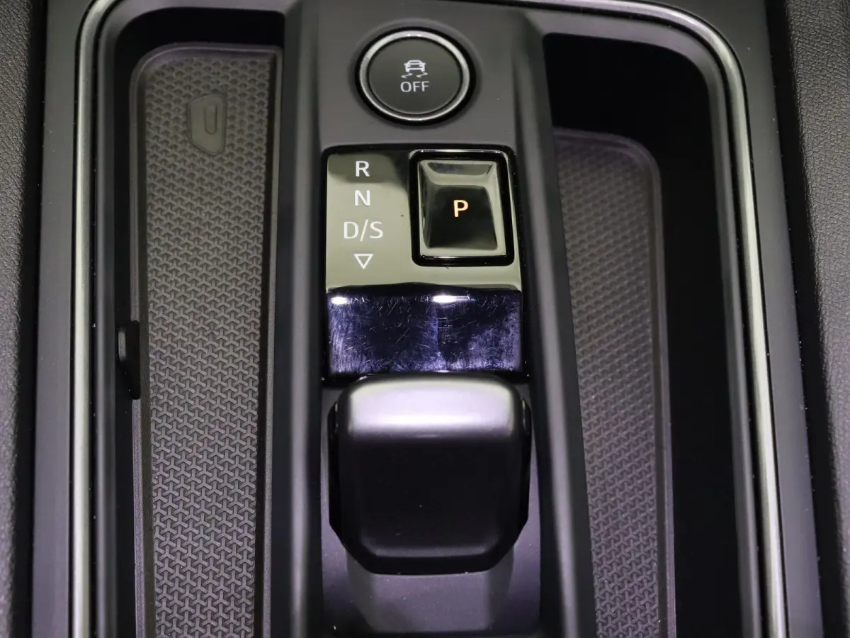 e-Hybrid 245pk VZ Performance Voorstoelen verwarmd |  Apple Carplay/Android Auto