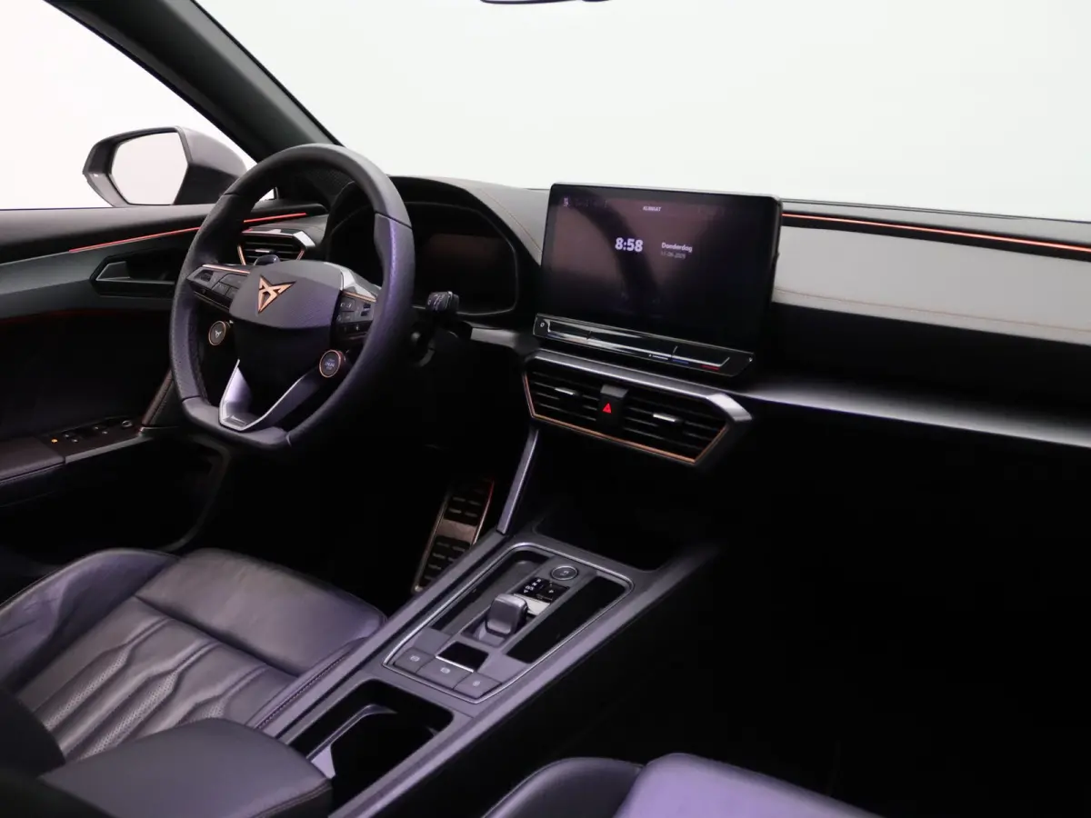 e-Hybrid 245pk VZ Performance Voorstoelen verwarmd |  Apple Carplay/Android Auto