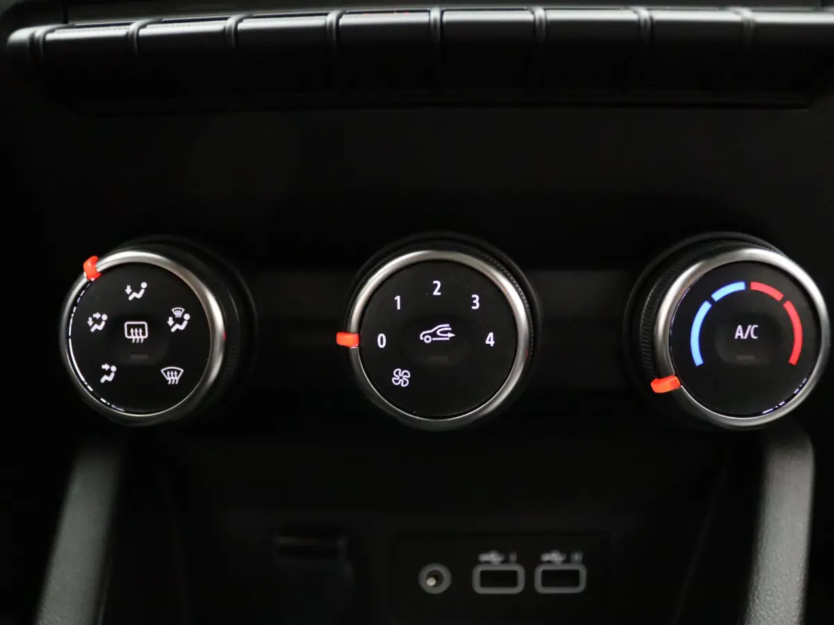 TCe 90 GPF evolution Airco | Camera | Carplay | Cruise | Parksens. achter