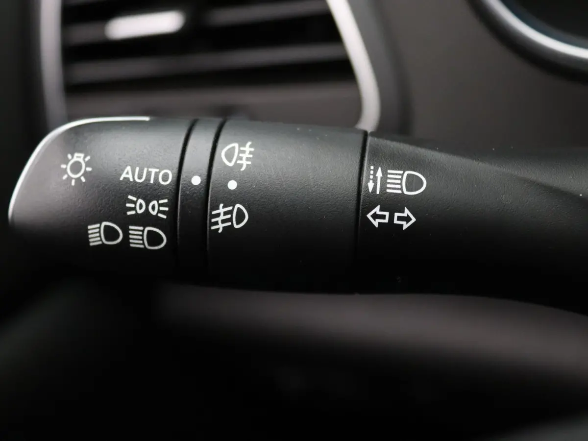 Estate Plug-In Hybrid 160PK Business Zen Cruise | Climate | Navi | Parkeersens. v+a