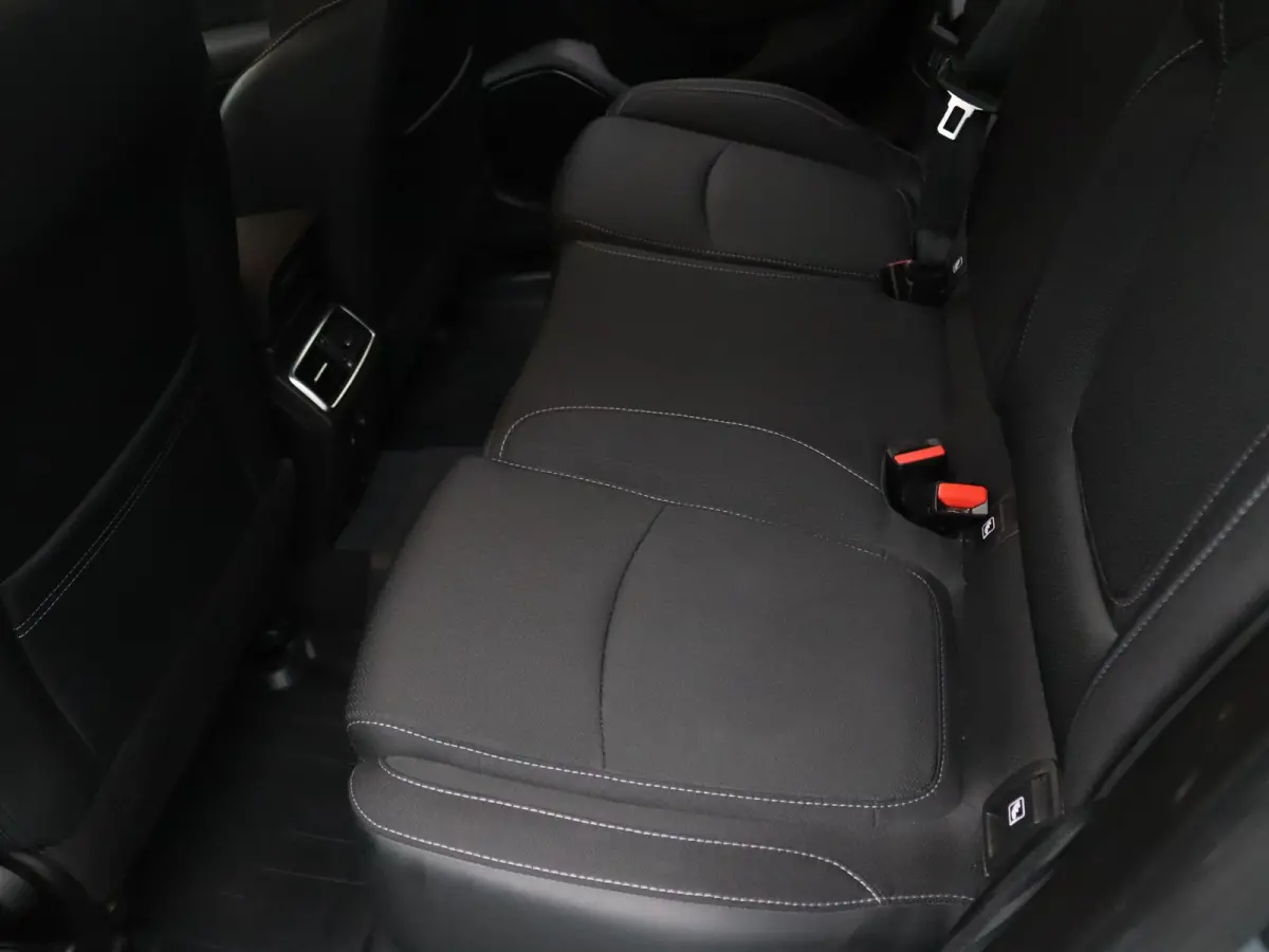 Estate Plug-In Hybrid 160PK Business Zen Cruise | Climate | Navi | Parkeersens. v+a