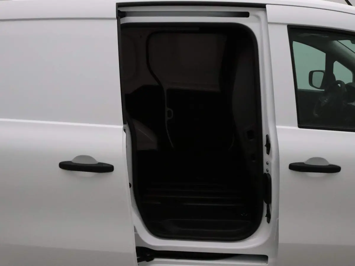 Acenta L1 45 kWh Climate | Cruise | Parksens. achter | Schuifdeur L+R