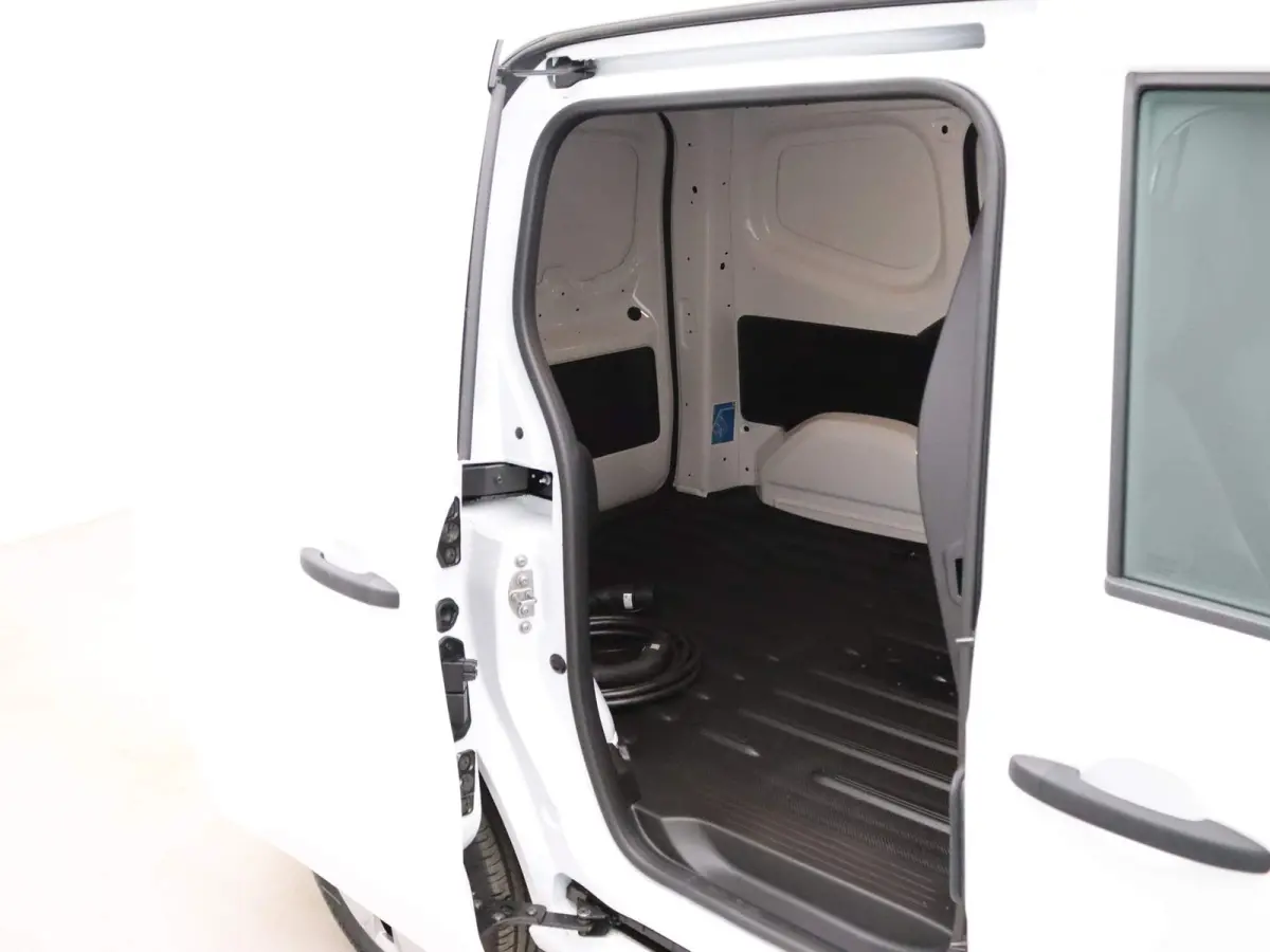 Acenta L1 45 kWh Climate | Cruise | Parksens. achter | Schuifdeur L+R