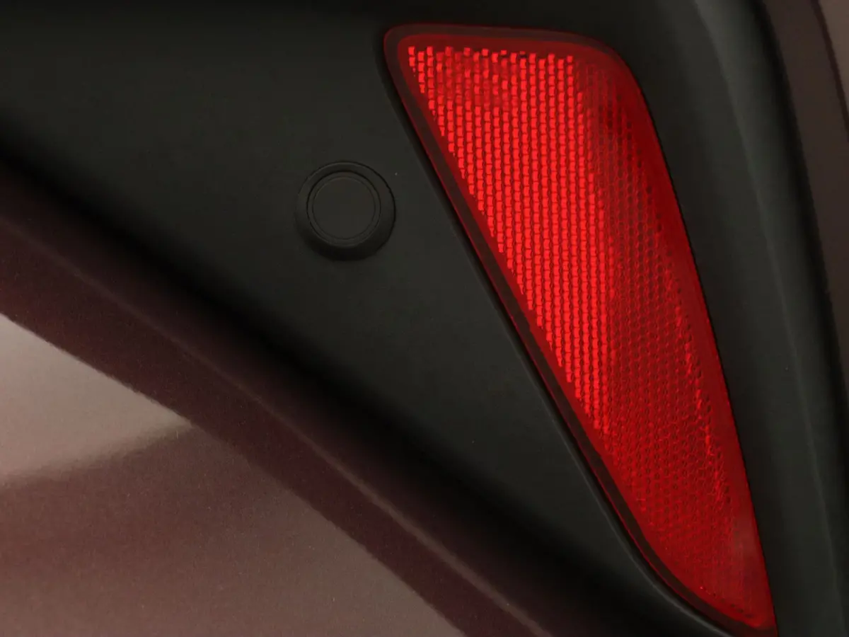122pk Hybrid Dynamic Automaat Camera | Adapt. Cruise | Navi | Parkeersens. v+a