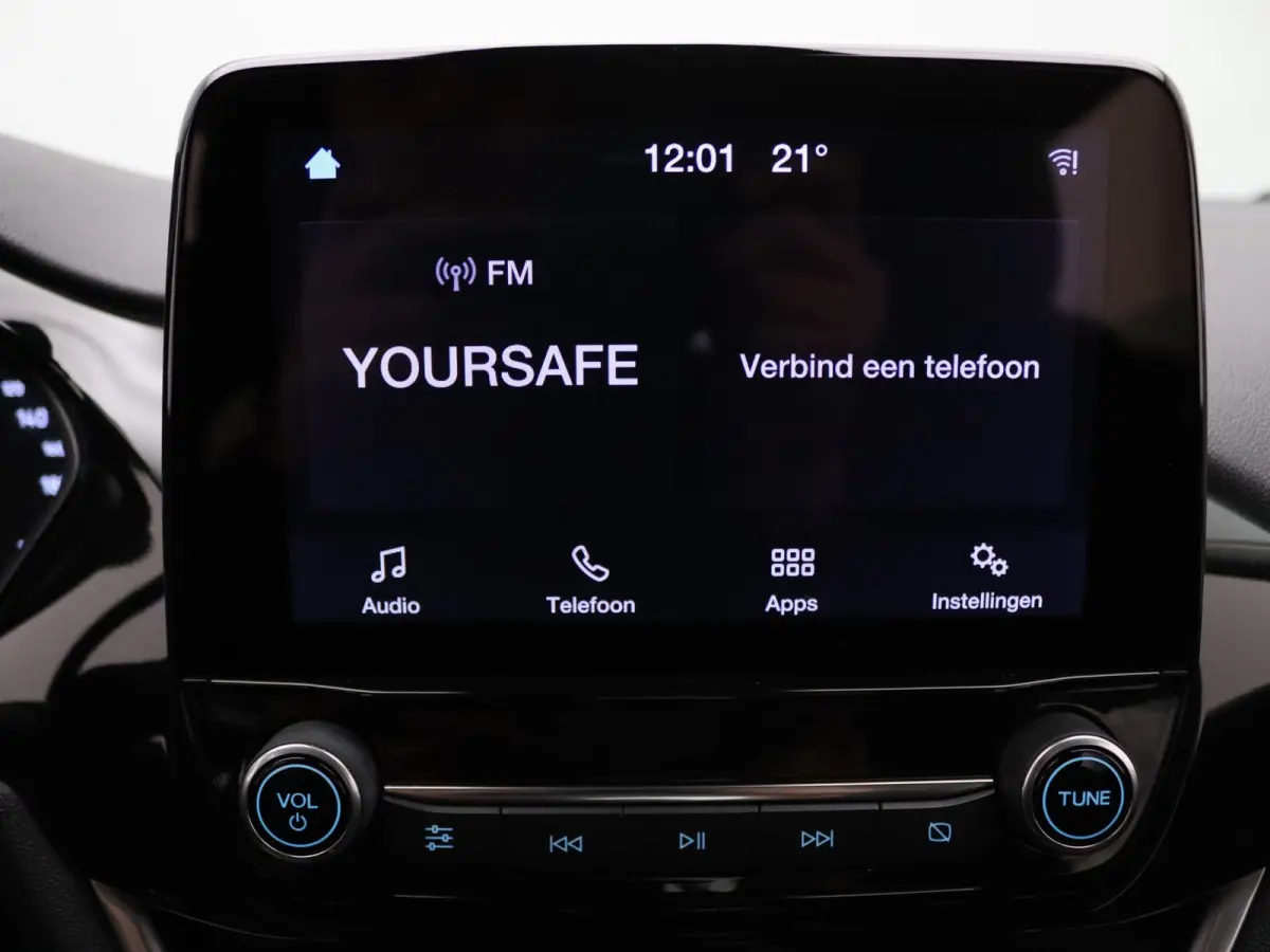 EcoBoost 95pk Titanium Cruise | Climate | Carplay | Parkeersens. achter