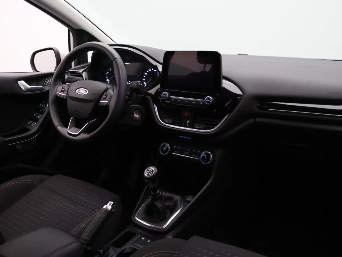 EcoBoost 95pk Titanium Cruise | Climate | Carplay | Parkeersens. achter