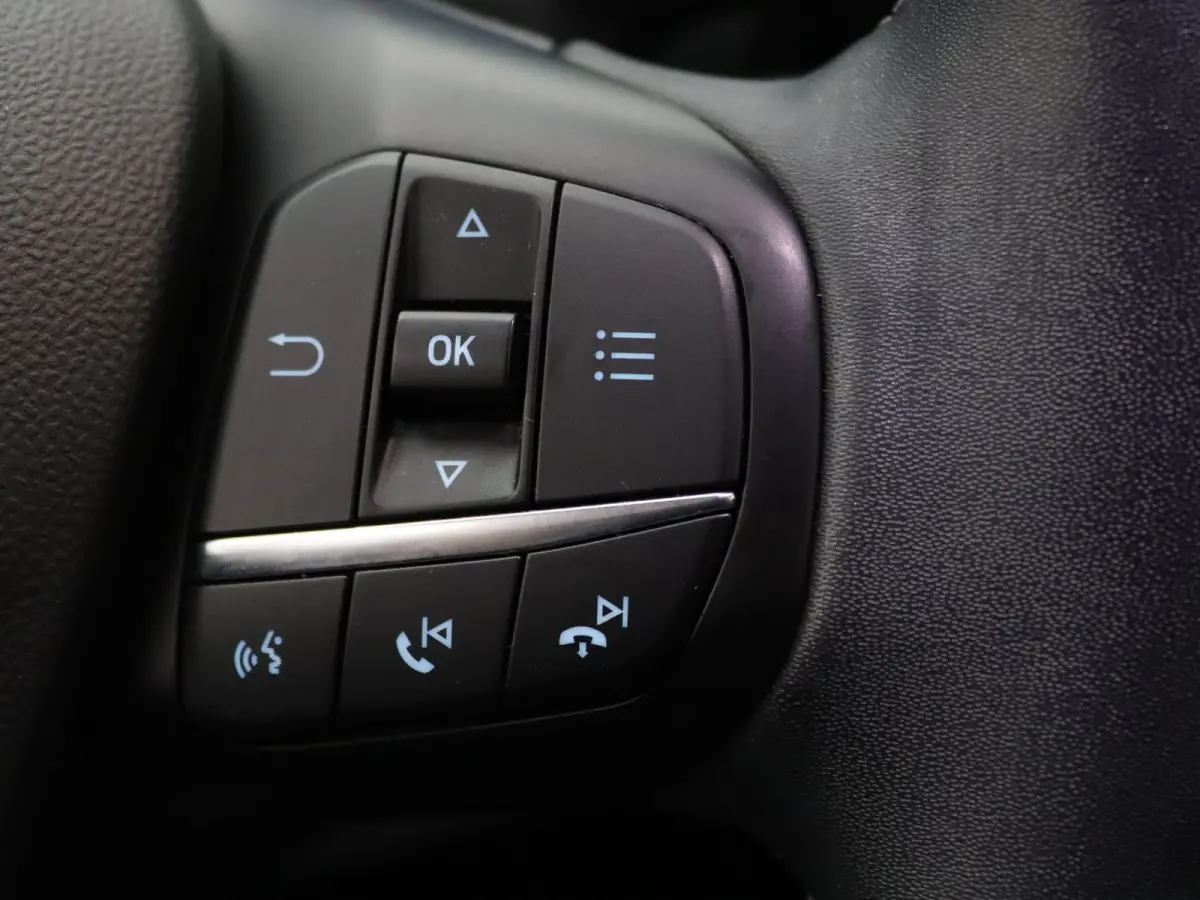 EcoBoost 95pk Titanium Cruise | Climate | Carplay | Parkeersens. achter