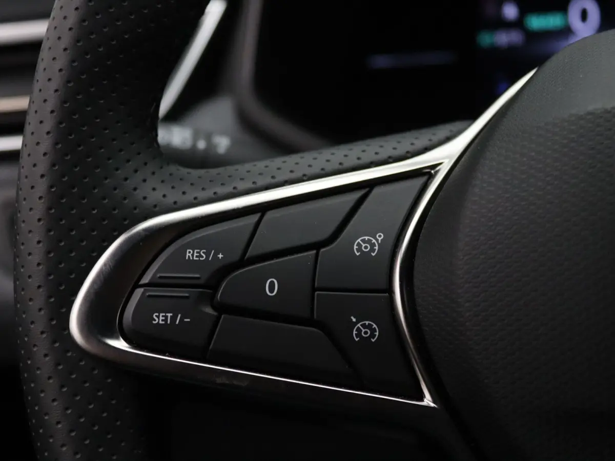 E-Tech Hybrid 145 Techno Camera | Cruise | Navi | Parkeersens. v+a