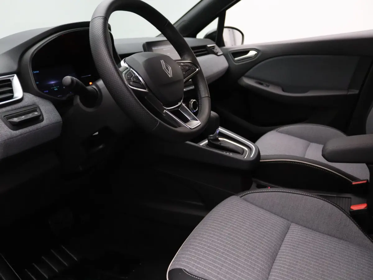 E-Tech Hybrid 145 Techno Camera | Cruise | Navi | Parkeersens. v+a