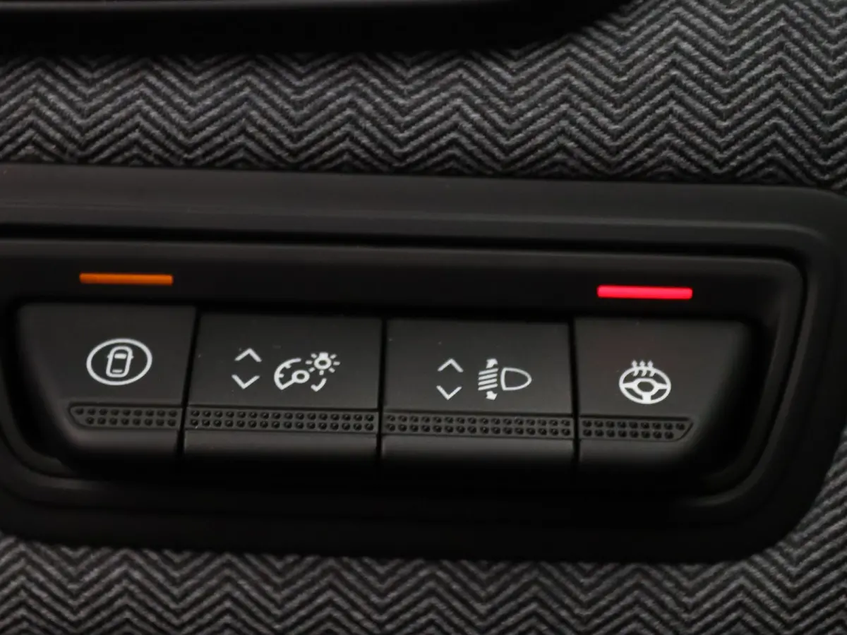 E-Tech Hybrid 145 Techno Camera | Cruise | Navi | Parkeersens. v+a