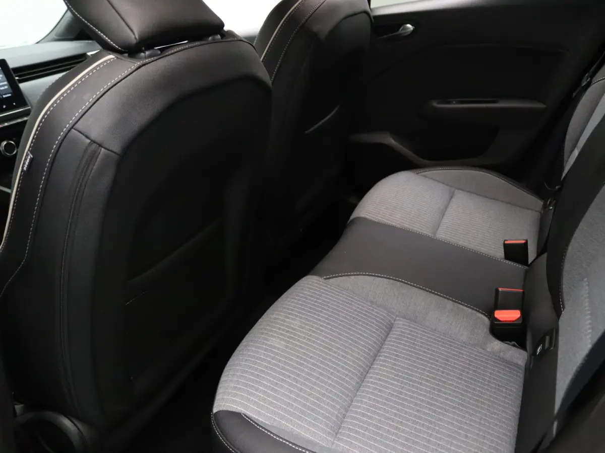 E-Tech Hybrid 145 Techno Camera | Cruise | Navi | Parkeersens. v+a