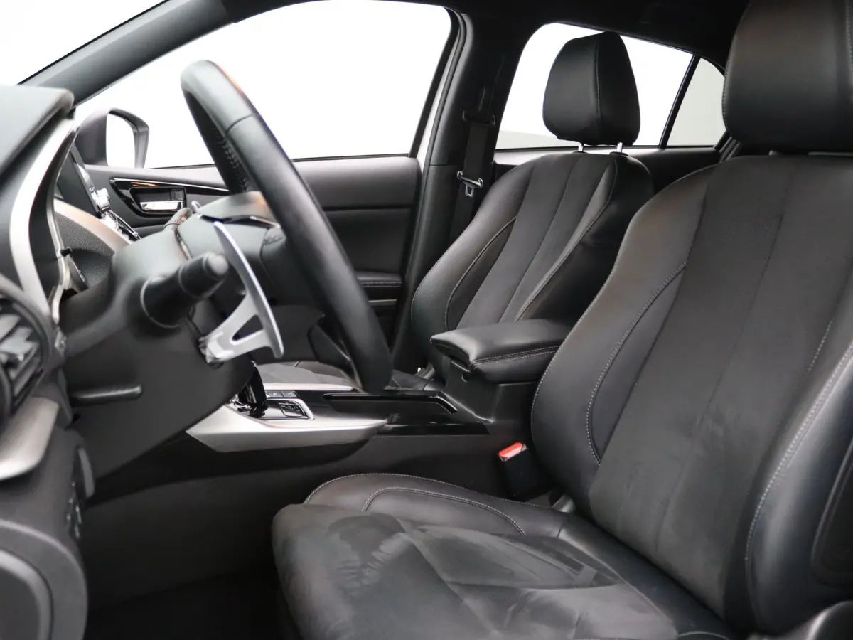 185pk PHEV Intense+ Automaat Camera | Cruise | Navi | Parkeersens. v+a | Stoelverw.