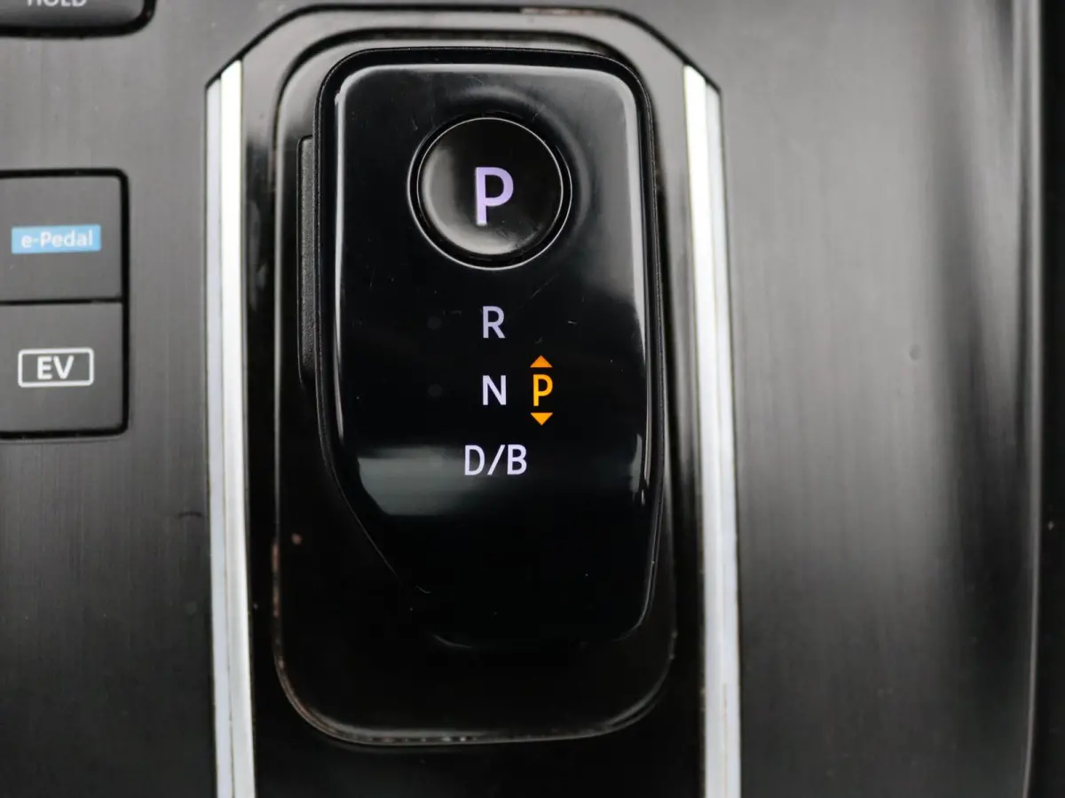 e-Power N-Connecta 190pk 360° Camera | Adapt. Cruise | Parkeersens. v+a | Panoramadak