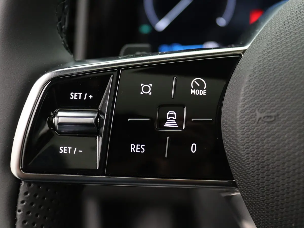 Instyle 87 kWh Automaat Harman Kardon | 360° Camera | Adapt. Cruise | Stoel-/stuurverw.