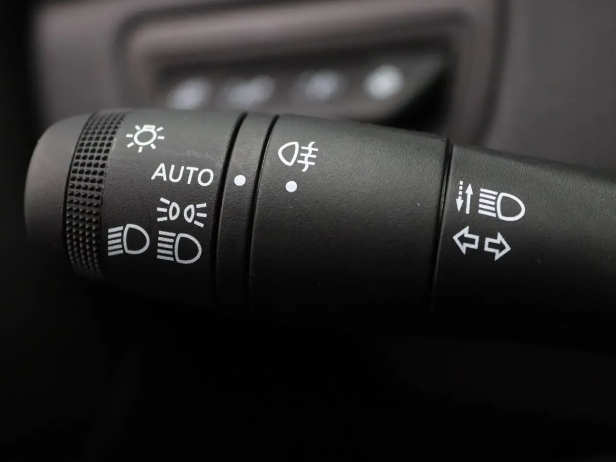HEV 145pk Instyle 360° Camera | Cruise | Navi | Parkeersens. v+a | Bose
