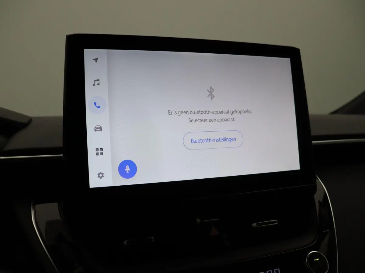 Hybrid 140 Dynamic | Stoel, Stuur en voorruitverwarming | Apple Carplay & Android Auto | Achteruitrijcamera |