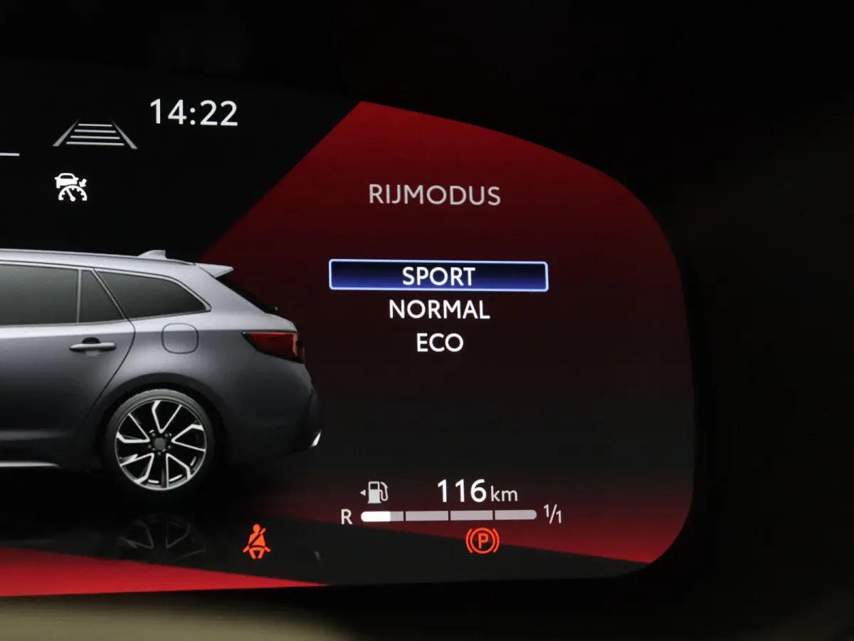 Hybrid 140 Dynamic | Stoel, Stuur en voorruitverwarming | Apple Carplay & Android Auto | Achteruitrijcamera |