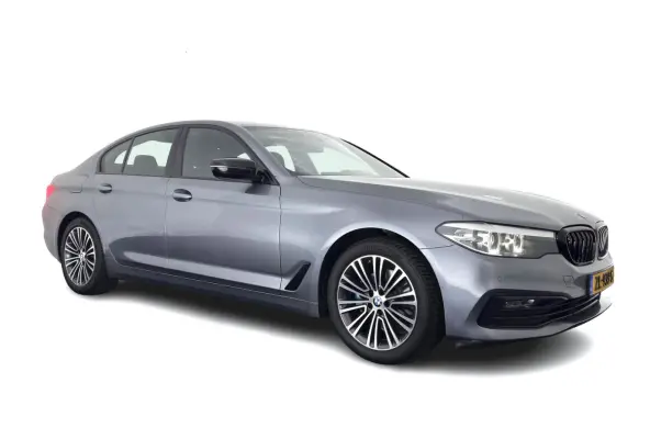 520i Executive Edition Sportline Aut. *LEATHER-FABRIC | FULL-LED | DIGI-COCKIT | KEYLESS | NAVI-FULLMAP | HEATED-SPORTSEATS | PRIVACY-GLASS | AMBIENTLIGHT | ECC | CARPLAY | PDC | TOWBAR | 18