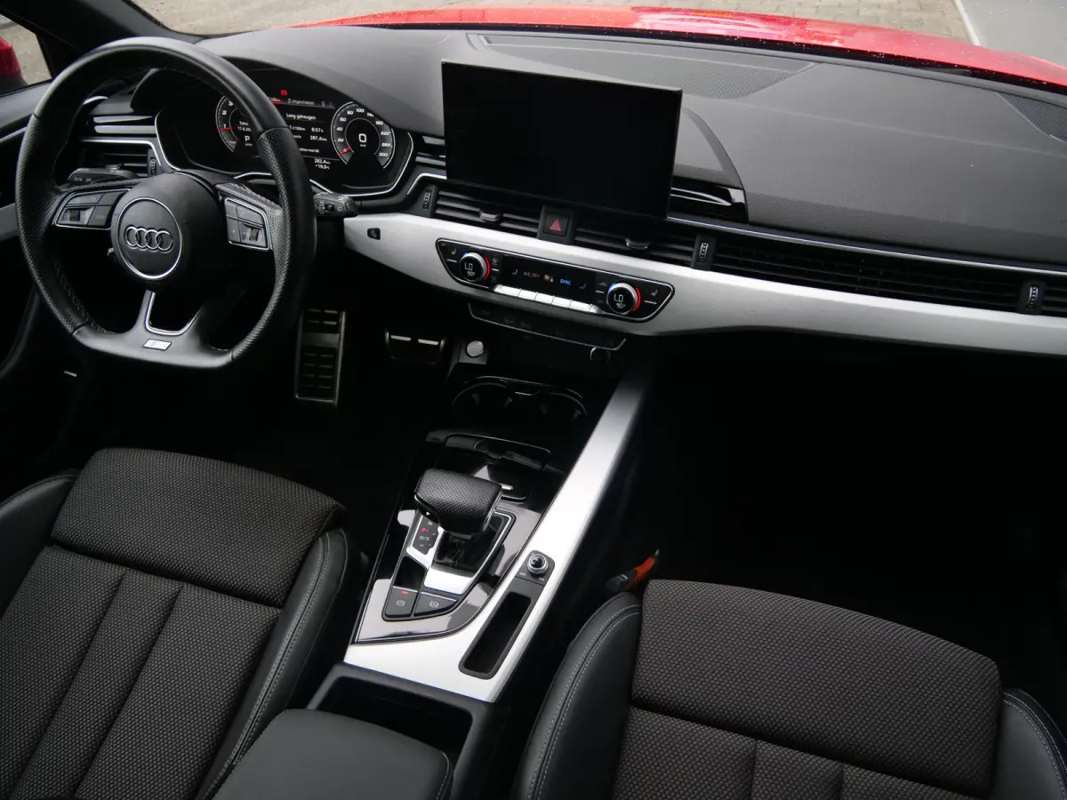 35 TFSI 150pk S edition Automaat 20 Inch / Panoramadak / Stoelverwarming