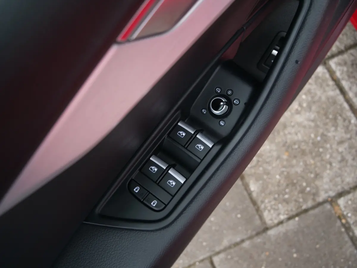 35 TFSI 150pk S edition Automaat 20 Inch / Panoramadak / Stoelverwarming
