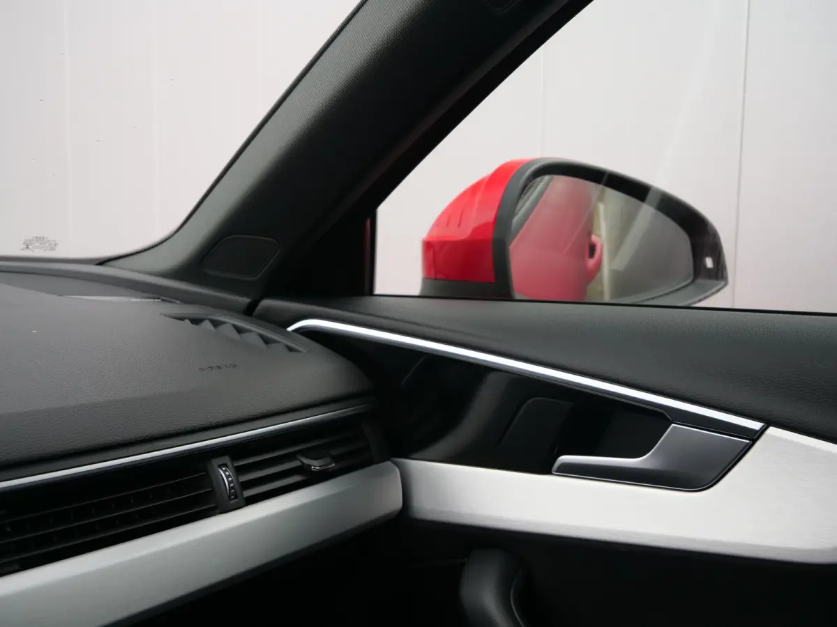 35 TFSI 150pk S edition Automaat 20 Inch / Panoramadak / Stoelverwarming