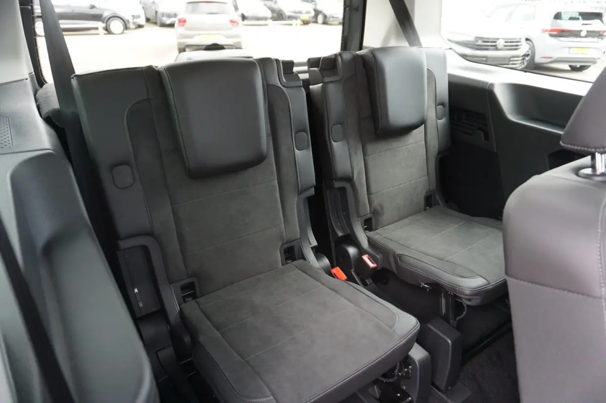 Kombi Maxi 1.5 TSI Hybride 150pk DSG Style | Panoramadak | LED Pakket | Winter Pakket