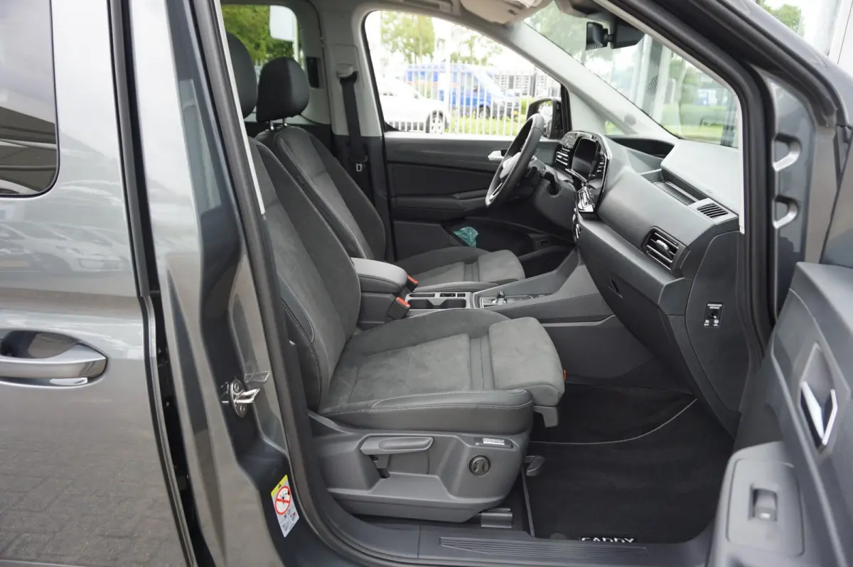 Kombi Maxi 1.5 TSI Hybride 150pk DSG Style | Panoramadak | LED Pakket | Winter Pakket