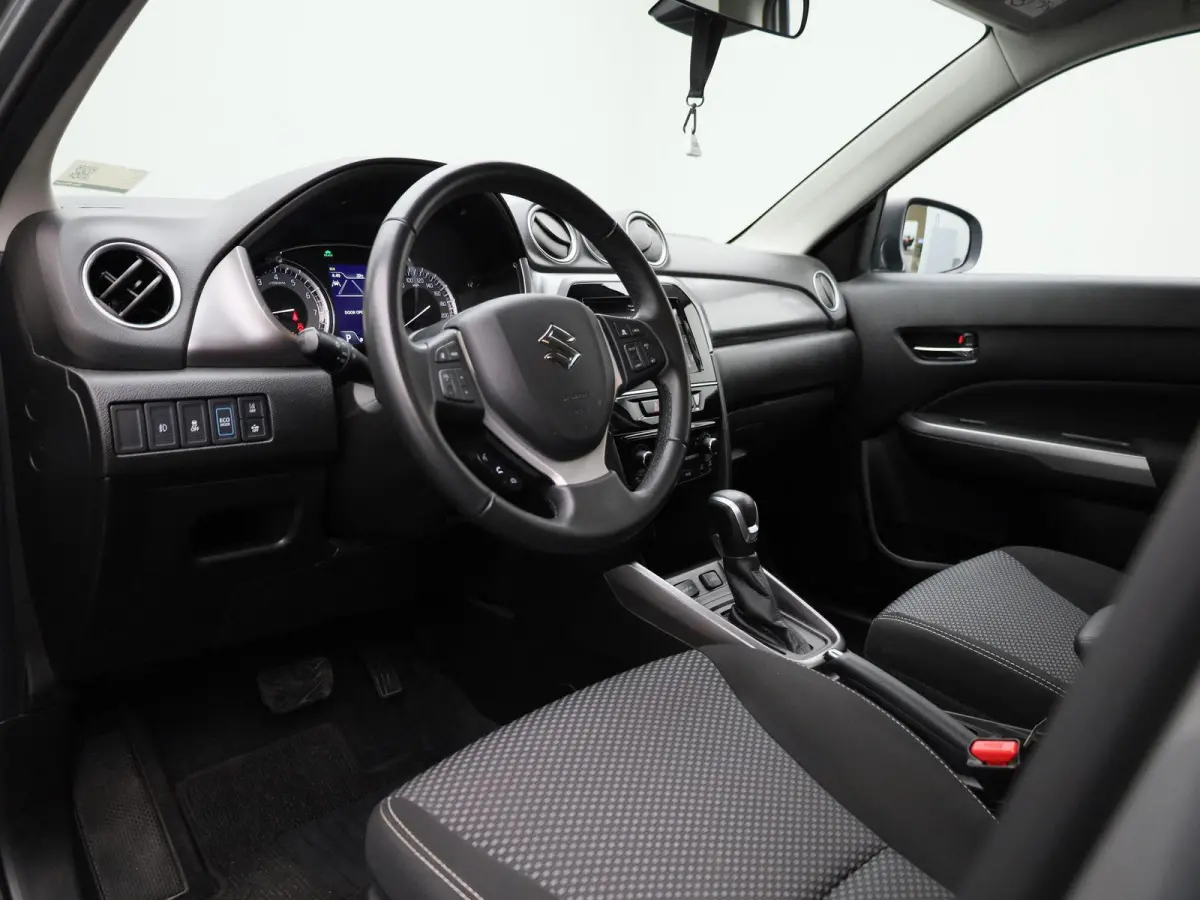 1.5 Luxe+ 2WD A/T | CAMERA | KLIMAATREGELING | STOELVERWARMING | KEYLESS | ADAPTIVE CRUISE CONTROL |