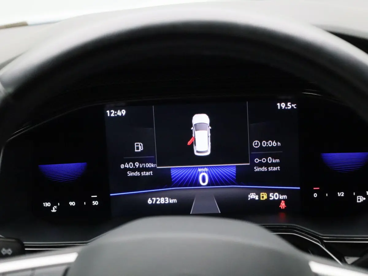 1.0 TSI Life 95 PK| Origineel Nederlands | 1e Eigenaar | Apple Carplay | Android Auto | Airco | 16 Inch Velgen | Privacy Glass | Digitale Cockpit | Adaptieve Cruise Control