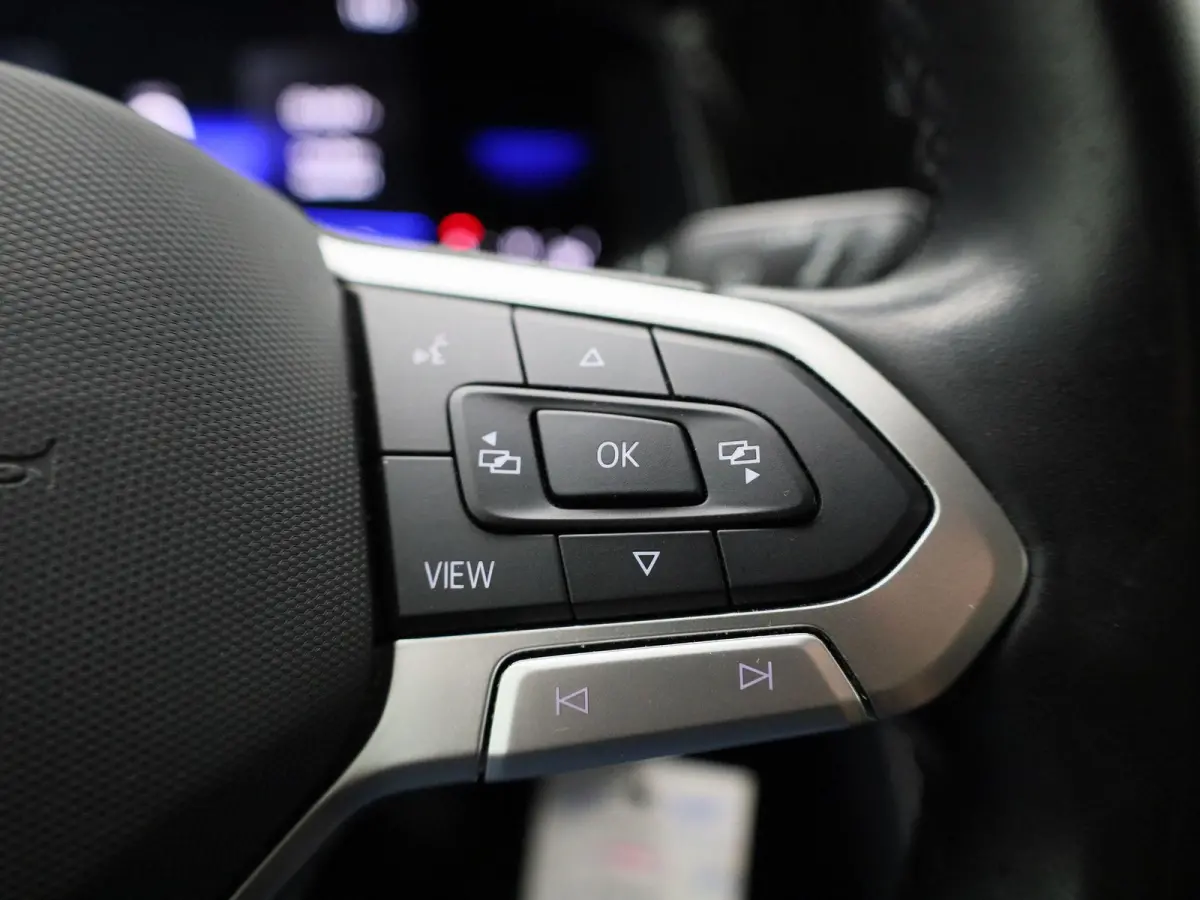 1.0 TSI Life 95 PK| Origineel Nederlands | 1e Eigenaar | Apple Carplay | Android Auto | Airco | 16 Inch Velgen | Privacy Glass | Digitale Cockpit | Adaptieve Cruise Control