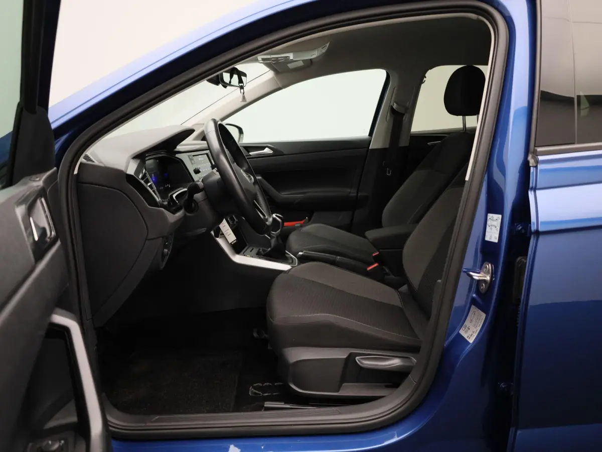 1.0 TSI Life 95 PK| Origineel Nederlands | 1e Eigenaar | Apple Carplay | Android Auto | Airco | 16 Inch Velgen | Privacy Glass | Digitale Cockpit | Adaptieve Cruise Control