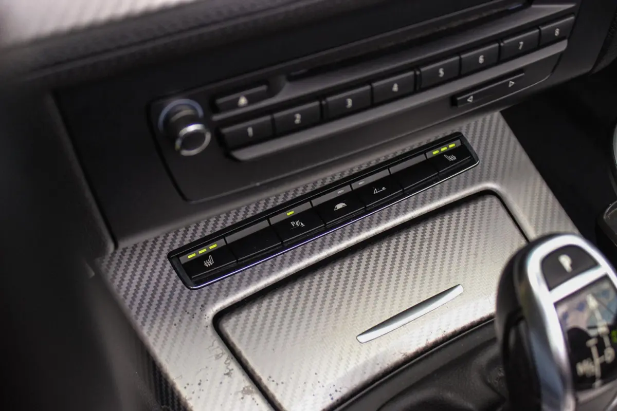 sDrive35i Executive | DCT | NL auto | M-onderstel | Keyless entry | HiFi audio | Cruise control | Stoelverwarming | Memory | Sportstuur | Navigatie Professional | PDC