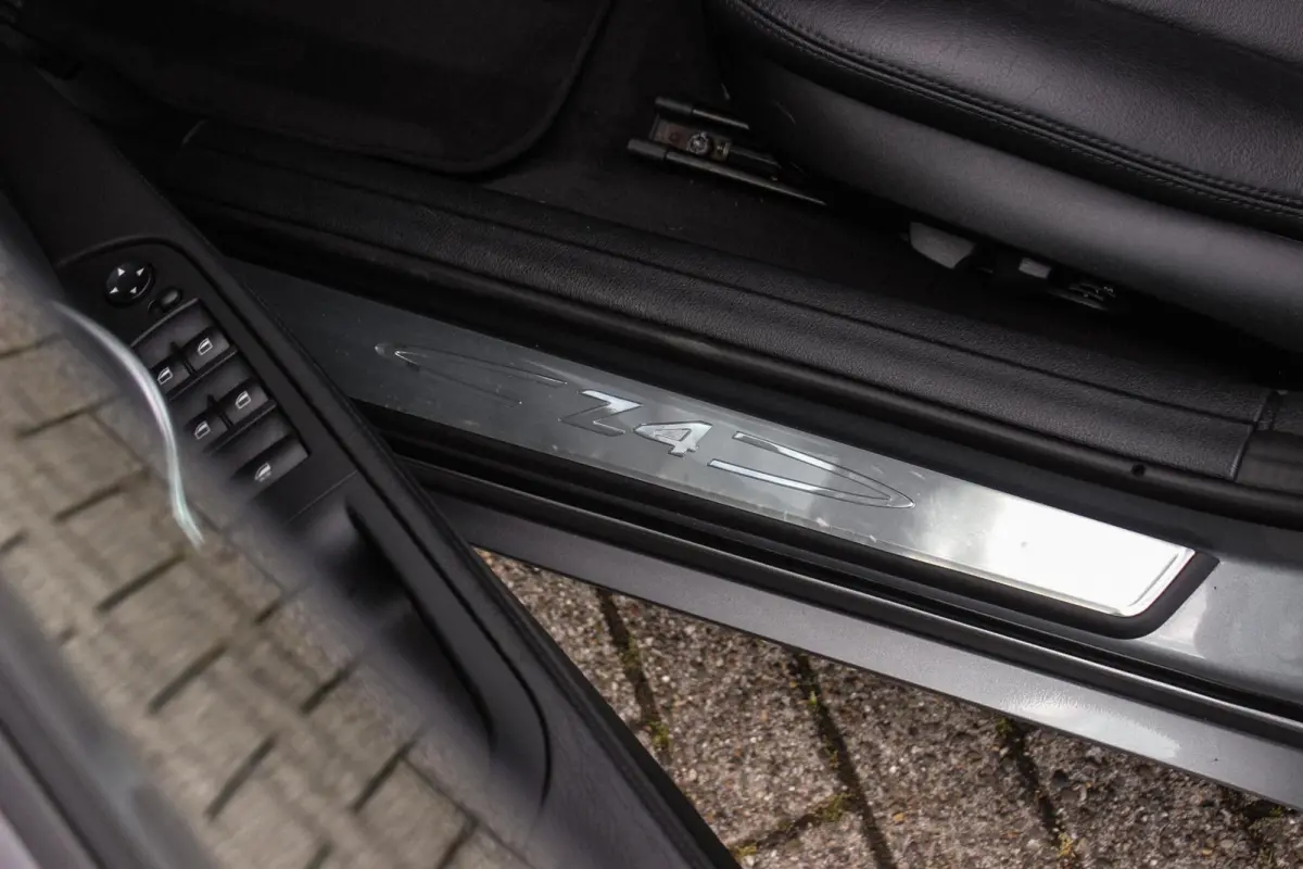 sDrive35i Executive | DCT | NL auto | M-onderstel | Keyless entry | HiFi audio | Cruise control | Stoelverwarming | Memory | Sportstuur | Navigatie Professional | PDC