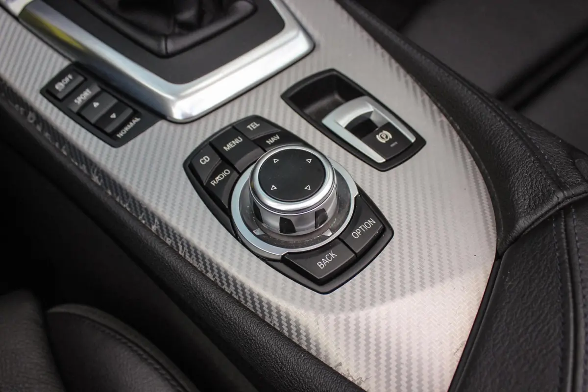 sDrive35i Executive | DCT | NL auto | M-onderstel | Keyless entry | HiFi audio | Cruise control | Stoelverwarming | Memory | Sportstuur | Navigatie Professional | PDC