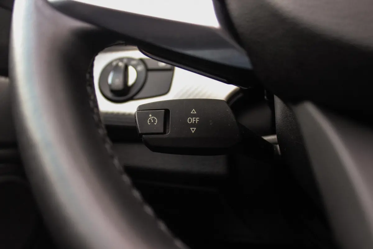 sDrive35i Executive | DCT | NL auto | M-onderstel | Keyless entry | HiFi audio | Cruise control | Stoelverwarming | Memory | Sportstuur | Navigatie Professional | PDC