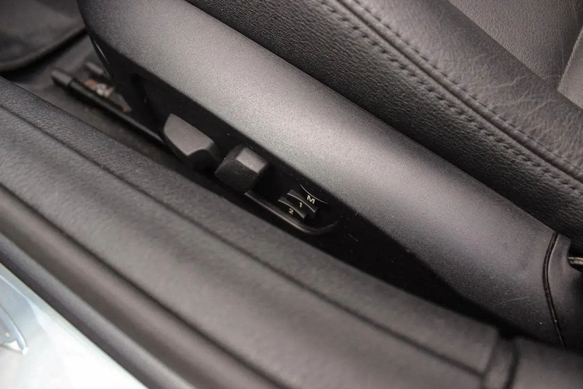 sDrive35i Executive | DCT | NL auto | M-onderstel | Keyless entry | HiFi audio | Cruise control | Stoelverwarming | Memory | Sportstuur | Navigatie Professional | PDC