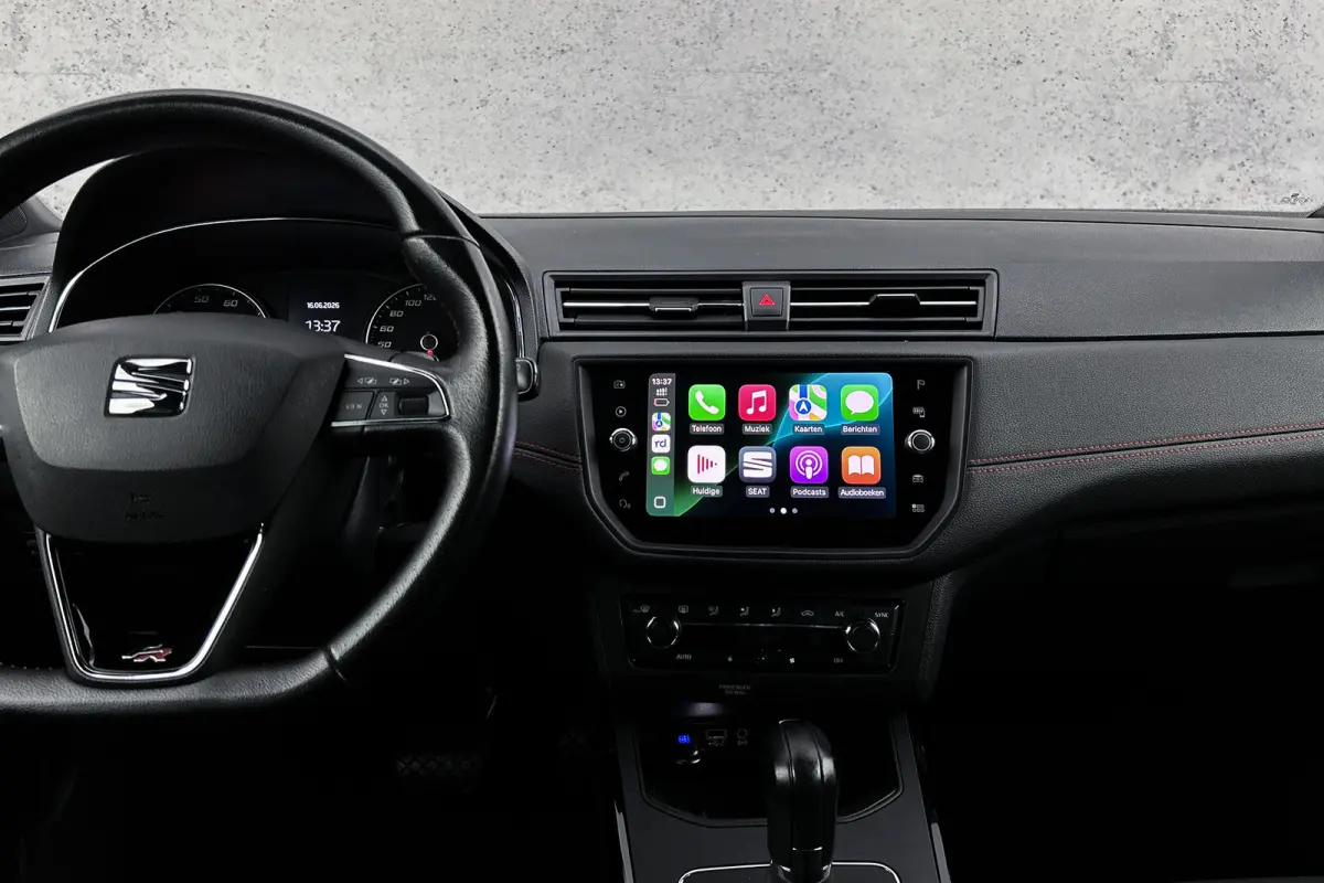1.0 TSI FR DSG Xcellence Business Intense | Camera | Apple Carplay | Cruise control
