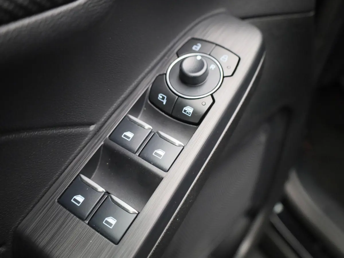 2.5 PHEV ST-Line X | Panoramadak | Virtual Cockpit | Head Up Display | Camera | LED Koplampen | Winter Pakket |