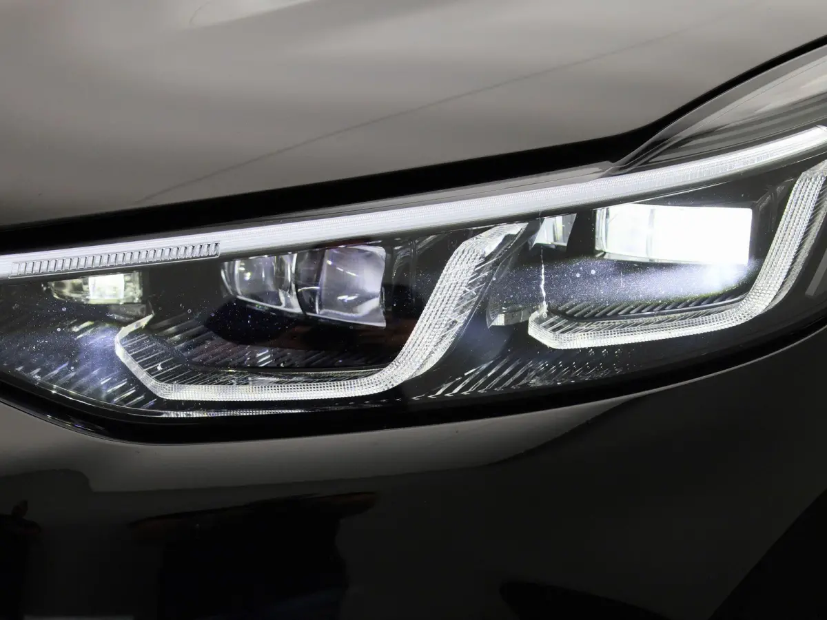 2.5 PHEV ST-Line X | Panoramadak | Virtual Cockpit | Head Up Display | Camera | LED Koplampen | Winter Pakket |