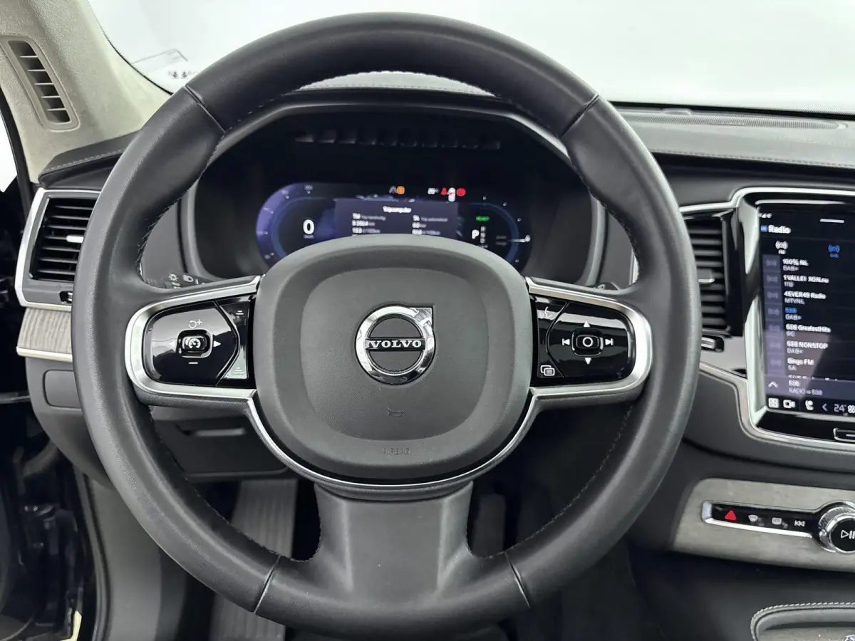 2.0 T8 Recharge AWD Ultimate Dark | 7 PERSOONS | ELEK.STOEL | MASSAGE | STOELVERWARMING V+A | MEMORYSTOELEN | HARMAN KARDON | PANORAMADAK |