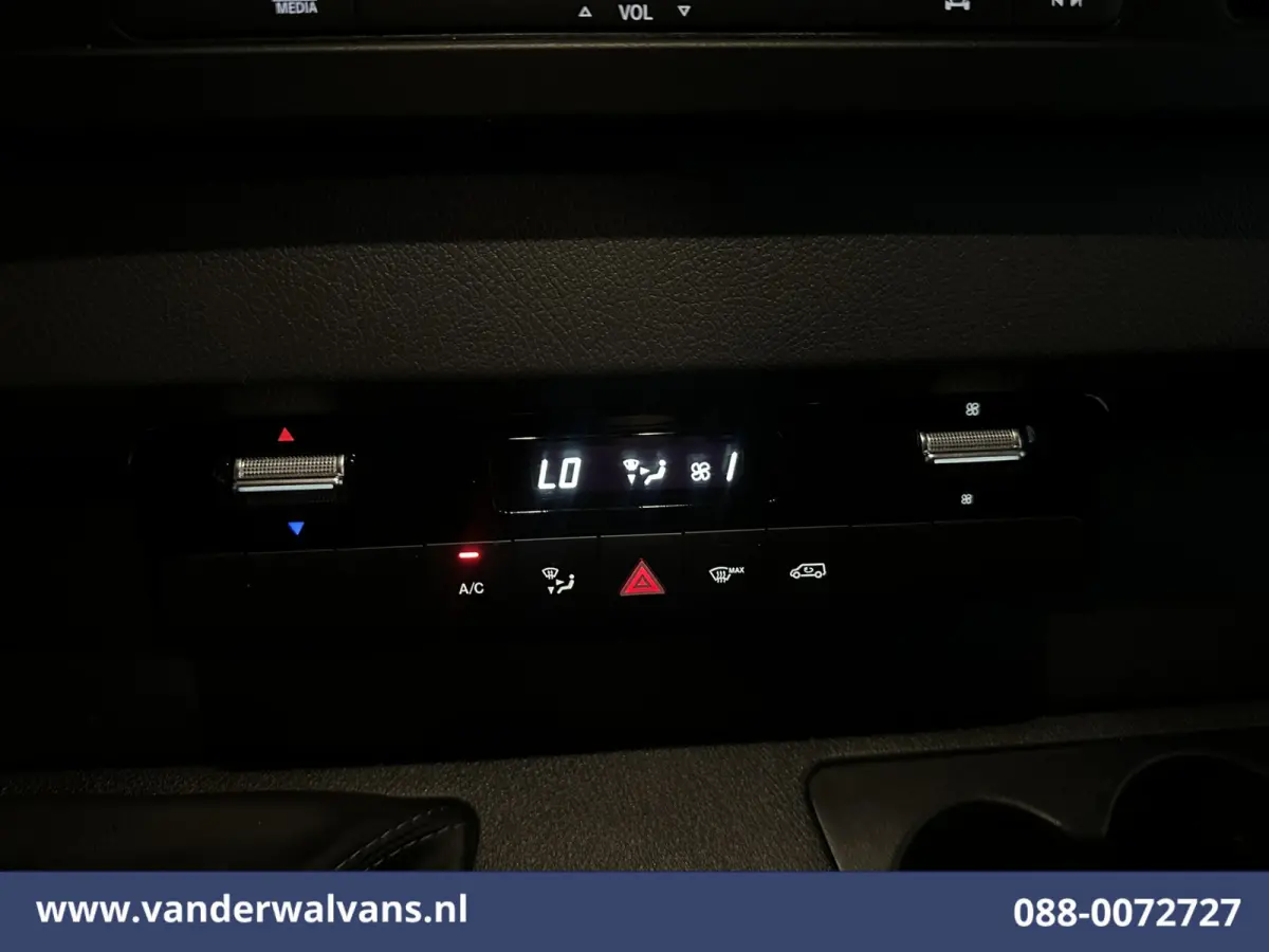 317 CDI 170pk L3H2 Euro6 Airco | Camera | Apple Carplay | Cruisecontrol | Stoelverwarming Android Auto, Parkeersensoren, Bijrijdersbank