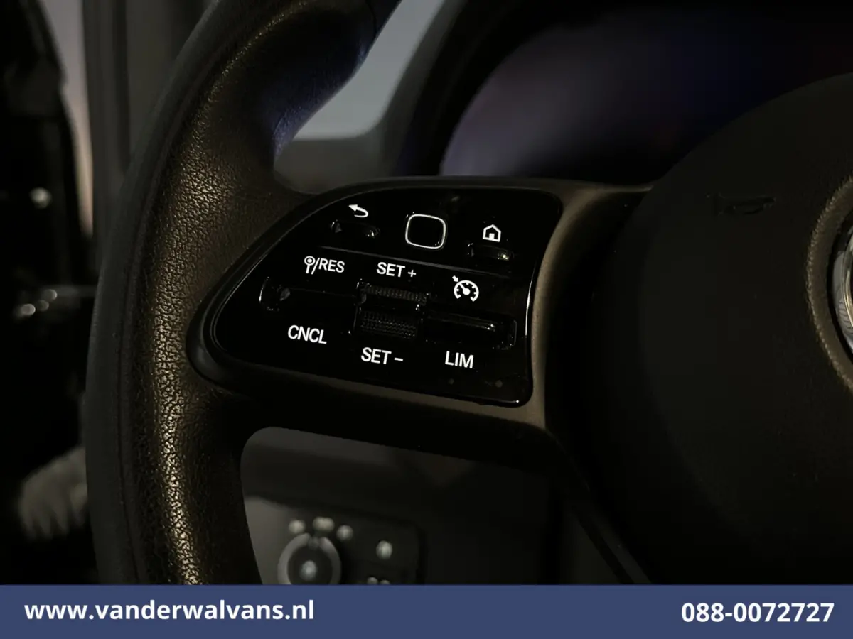 317 CDI 170pk L3H2 Euro6 Airco | Camera | Apple Carplay | Cruisecontrol | Stoelverwarming Android Auto, Parkeersensoren, Bijrijdersbank