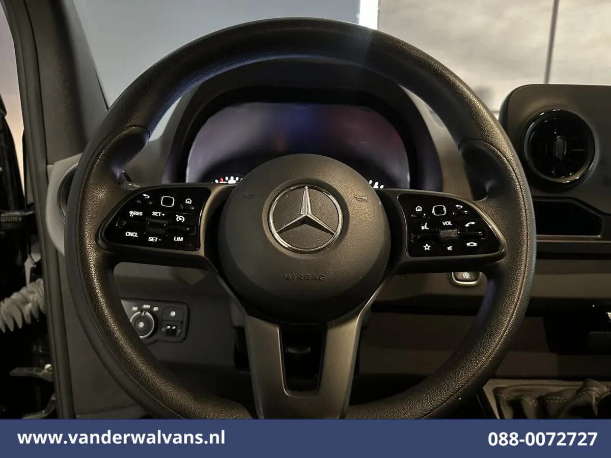 317 CDI 170pk L3H2 Euro6 Airco | Camera | Apple Carplay | Cruisecontrol | Stoelverwarming Android Auto, Parkeersensoren, Bijrijdersbank