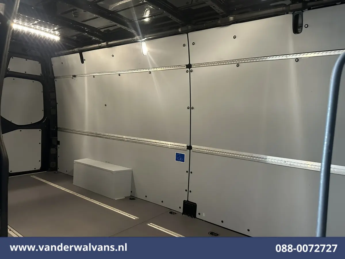 317 CDI 170pk L3H2 Euro6 Airco | Camera | Apple Carplay | Cruisecontrol | Stoelverwarming Android Auto, Parkeersensoren, Bijrijdersbank