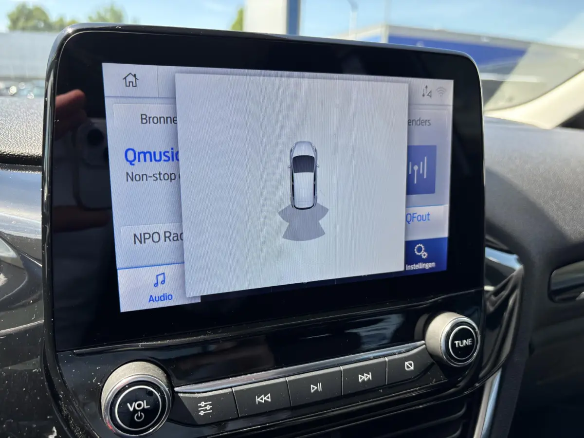 1.0 EcoBoost Connected | Stoel/stuur voorruitverwarming | Navigatie | Lichtmetalen velgen | Dealeronderhouden | Parkeersensoren