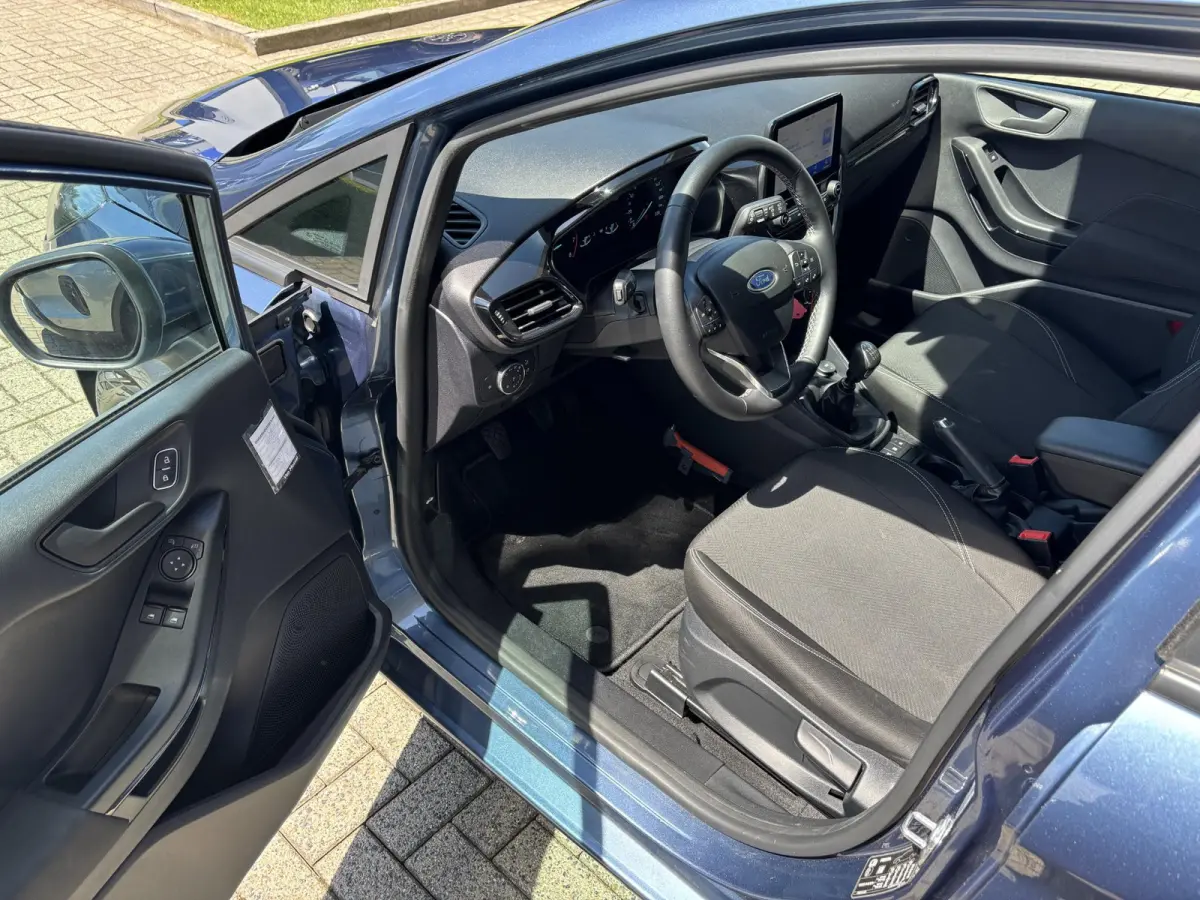 1.0 EcoBoost Connected | Stoel/stuur voorruitverwarming | Navigatie | Lichtmetalen velgen | Dealeronderhouden | Parkeersensoren