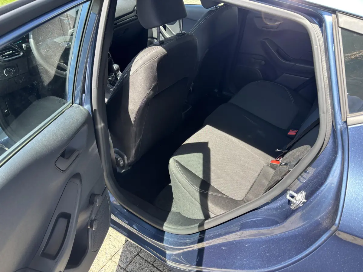 1.0 EcoBoost Connected | Stoel/stuur voorruitverwarming | Navigatie | Lichtmetalen velgen | Dealeronderhouden | Parkeersensoren