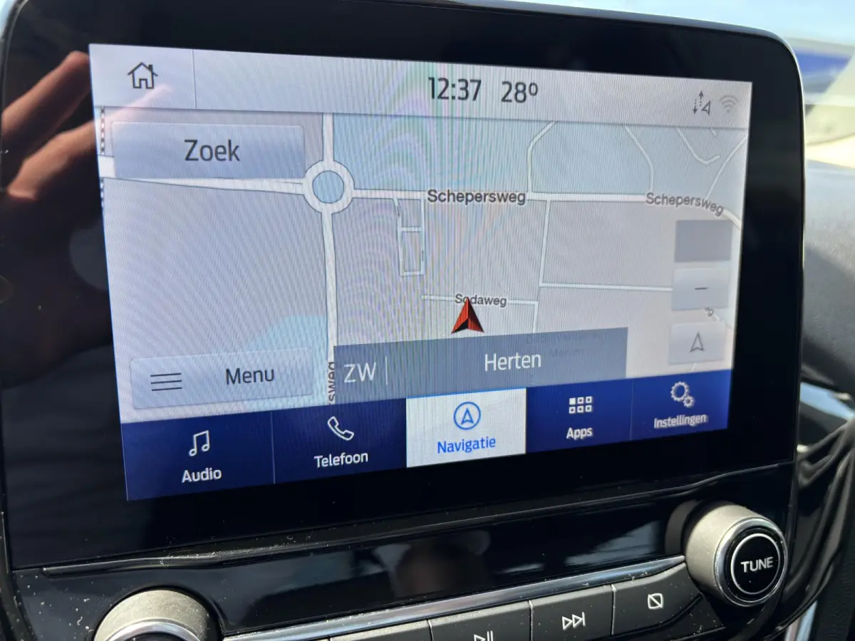 1.0 EcoBoost Connected | Stoel/stuur voorruitverwarming | Navigatie | Lichtmetalen velgen | Dealeronderhouden | Parkeersensoren