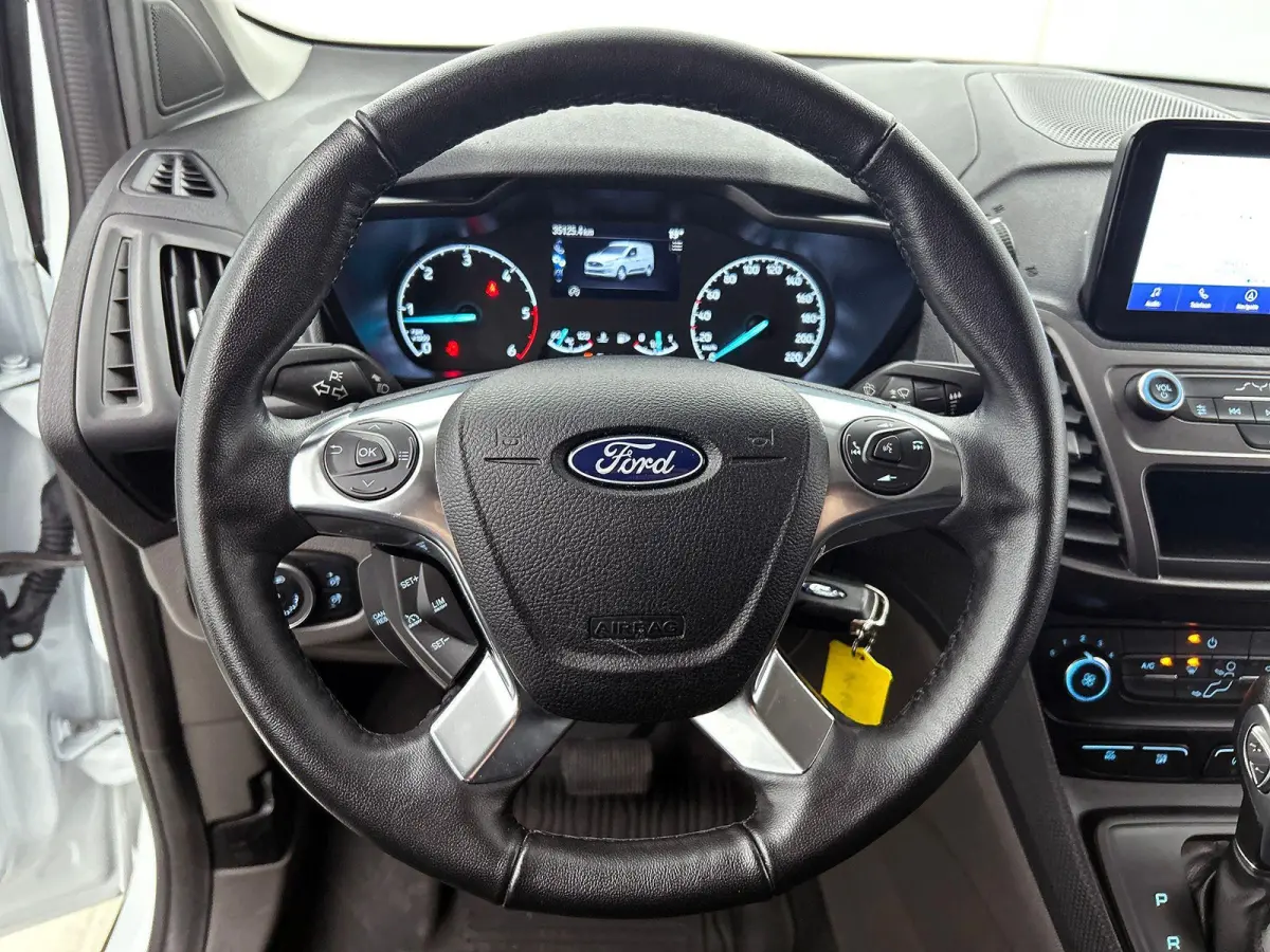 1.5 EcoBlue Automaat L2 Trend Navigatie Airco Parkeersensoren Cruise Control Camera DAB+