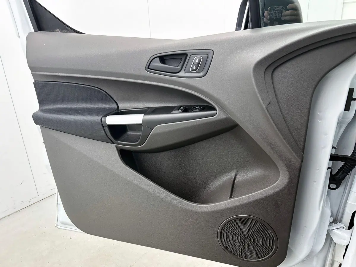 1.5 EcoBlue Automaat L2 Trend Navigatie Airco Parkeersensoren Cruise Control Camera DAB+